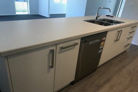 Photo of property in 17 Te Kio Crescent, Papamoa Beach, Papamoa, 3118