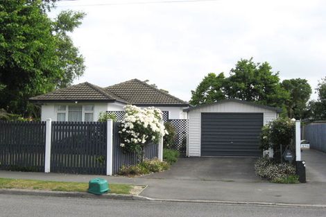 Photo of property in 2/12 Springhill Street Avonhead Christchurch City
