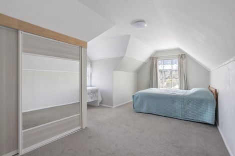 Photo of property in 229 Edmonton Road, Te Atatu South, Auckland, 0610