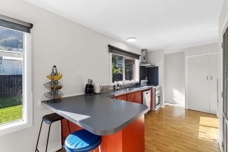 Photo of property in 15 Burgess Street, Te Aroha, 3320