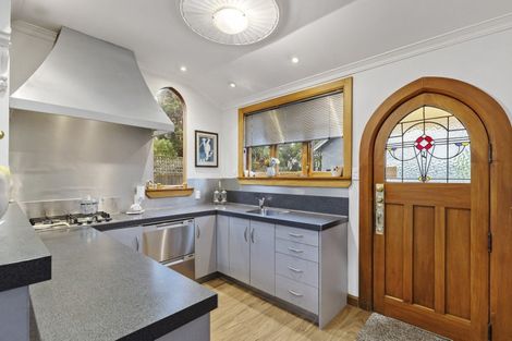 Photo of property in 209 Victoria Avenue, Hokowhitu, Palmerston North, 4410