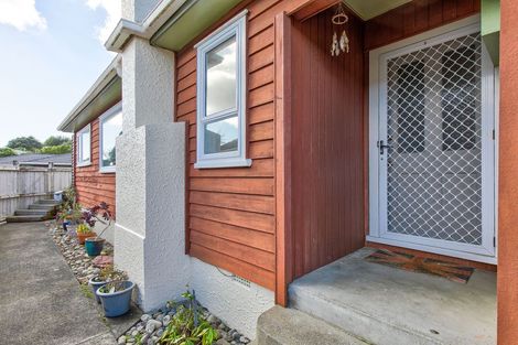 Photo of property in 17 Mclellan Street, Tawa, Wellington, 5028