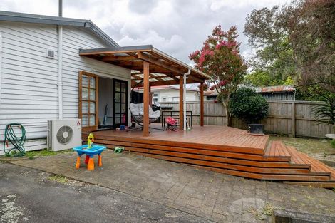 Photo of property in 37 Stewart Crescent, Hokowhitu, Palmerston North, 4410