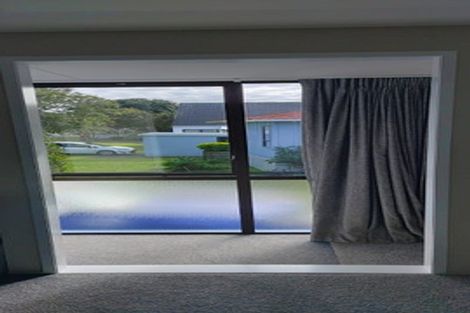 Photo of property in 24 Shearwater Street, One Tree Point, 0118