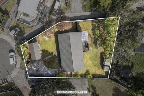 Photo of property in 15 Panzic Place, Glen Eden, Auckland, 0602