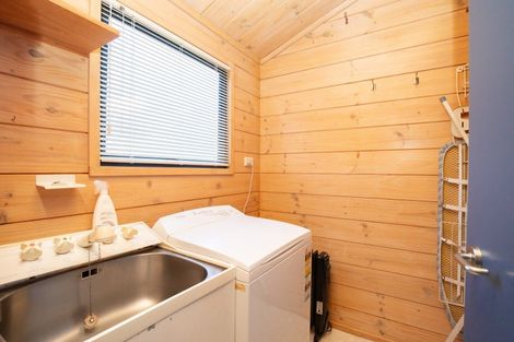 Photo of property in 12 Walton Place, Ngatea, 3503