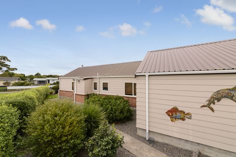 Photo of property in 14 Phillips Street, Sanson, 4817