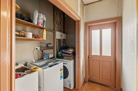 Photo of property in 28 Kowhai Street, Castlecliff, Whanganui, 4501