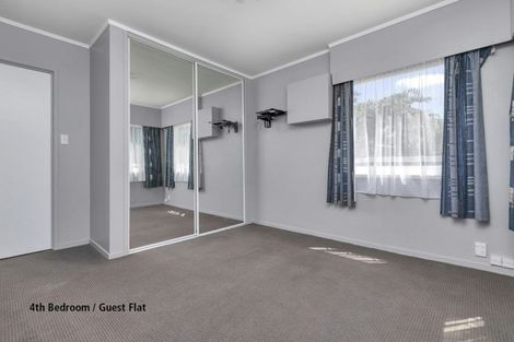 Photo of property in 1 Downing Street, Glenfield, Auckland, 0629