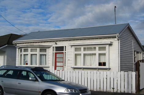 Photo of property in 34 Rutherford Street, Caversham, Dunedin, 9012