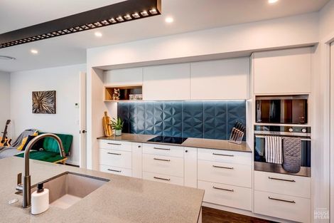 Photo of property in 52 Kenny Road, Te Awa, Napier, 4110