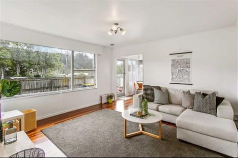 Photo of property in 1/29 Woodside Road, Massey, Auckland, 0614