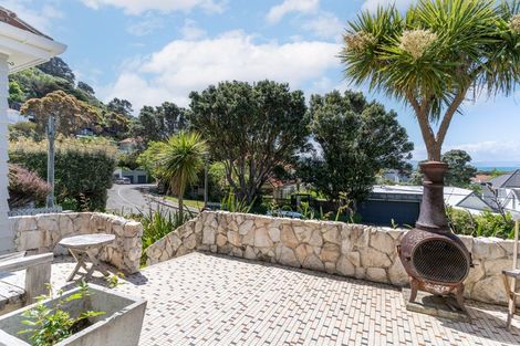 Photo of property in 6 Burnham Street, Seatoun, Wellington, 6022