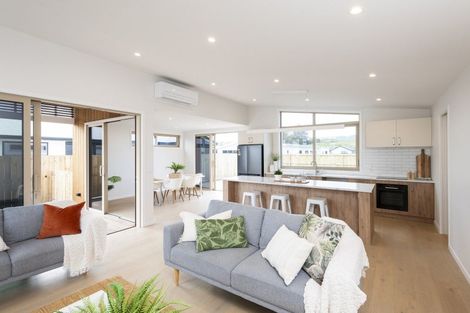Photo of property in 23 Allan Avenue, Lytton West, 4071