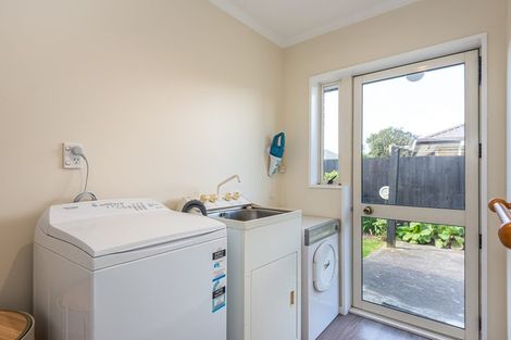 Photo of property in 4 Beauford Place, Parklands, Christchurch, 8083