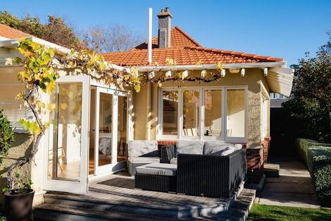 Photo of property in 9 Ings Avenue, Saint Clair, Dunedin, 9012