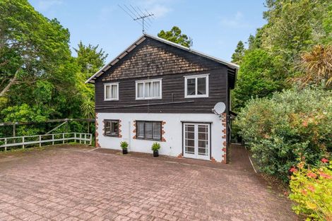 Photo of property in 36 Rangatira Road, Birkenhead, Auckland, 0626