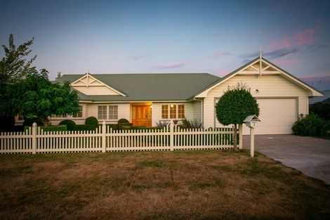 Photo of property in 1 Calvert Place, Cambridge, 3434