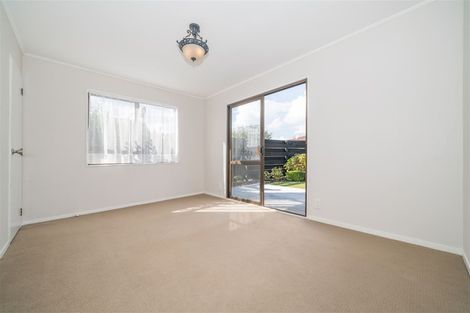 Photo of property in 9 Bruce Place, Highbury, Palmerston North, 4412
