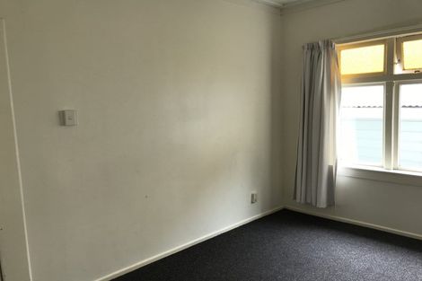 Photo of property in 15 Charlotte Avenue, Brooklyn, Wellington, 6021