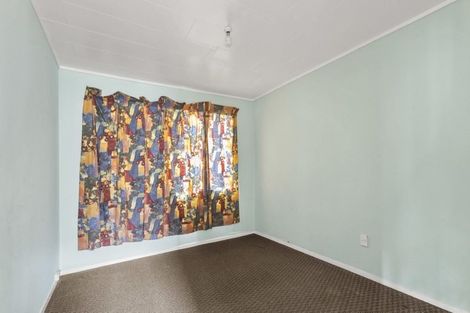 Photo of property in 8 Kilcar Place, Massey, Auckland, 0614