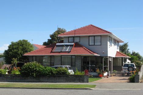 Photo of property in 21 Walcot Street, Bromley, Christchurch, 8062