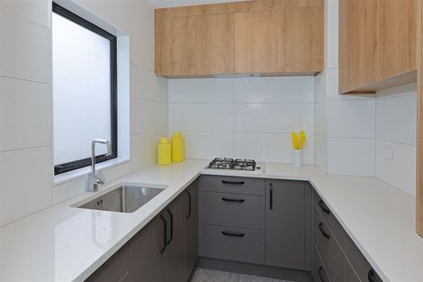 Photo of property in 85d Lake Panorama Drive, Henderson Valley, Auckland, 0614