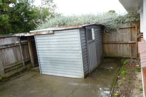 Photo of property in 2/62 Gibbons Street, Ebdentown, Upper Hutt, 5018