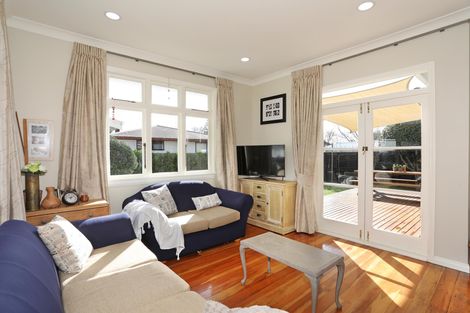 Photo of property in 66 Manawatu Street, Hokowhitu, Palmerston North, 4410