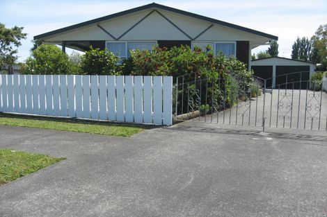 Photo of property in 14 Ferndale Place, Feilding, 4702