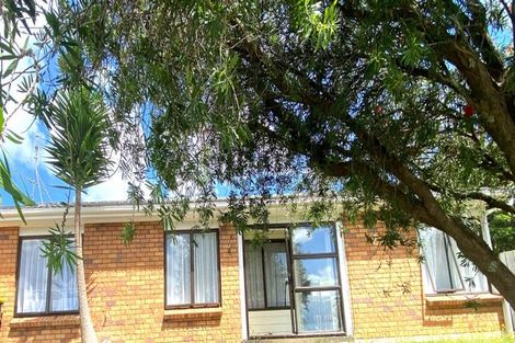 Photo of property in 1/15 Kurnell Drive, Botany Downs, Auckland, 2010