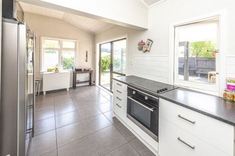 Photo of property in 3 Kelvin Street, Aramoho, Whanganui, 4500