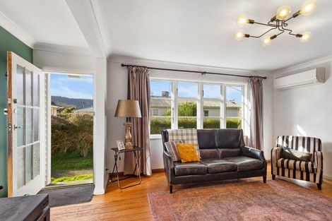 Photo of property in 37 Goldfinch Street, Ohakune, 4625