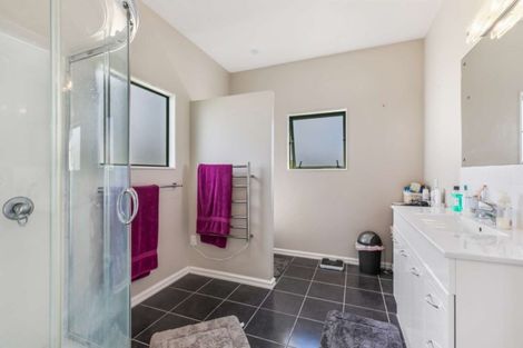 Photo of property in 22 Clansman Terrace, Gulf Harbour, Whangaparaoa, 0930