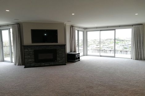 Photo of property in 13 Ruske Place, Grandview Heights, Hamilton, 3200