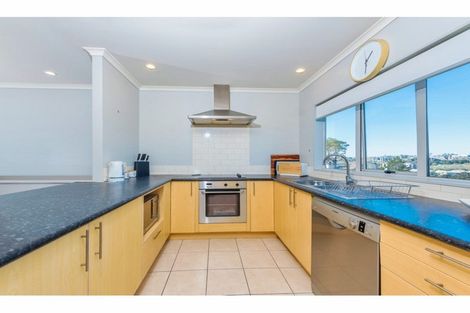 Photo of property in 10/61 The Avenue, Albany, Auckland, 0632