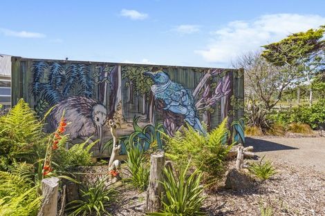 Photo of property in 140 Paetawa Road, Peka Peka, Waikanae, 5391