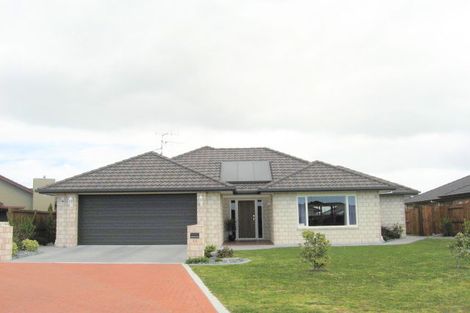Photo of property in 18 Rota Close, Papamoa Beach, Papamoa, 3118
