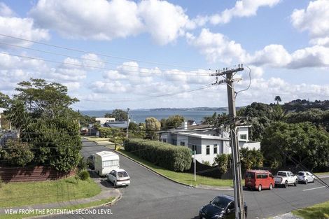 Photo of property in 4a Tiri Road, Manly, Whangaparaoa, 0930