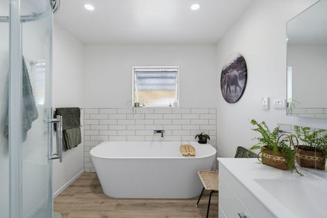 Photo of property in 63 Lanark Crescent, Tamatea, Napier, 4112