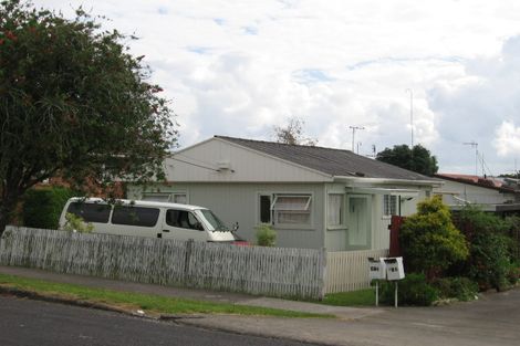 Photo of property in 1/49 Miro Street, New Lynn, Auckland, 0600