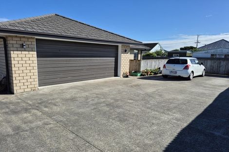 Photo of property in 151b Bartholomew Road, Levin, 5510