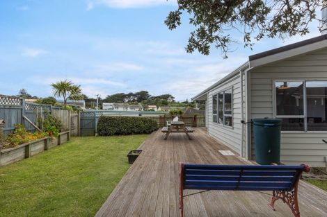 Photo of property in 56 Herewini Street, Titahi Bay, Porirua, 5022