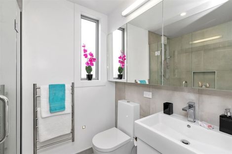 Photo of property in 9 Takahe Drive, Cashmere, Christchurch, 8022