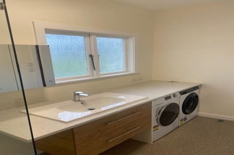 Photo of property in 1/27 Brougham Street, Mount Victoria, Wellington, 6011