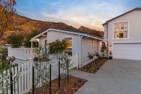 Photo of property in 17a Devon Street, Arrowtown, 9302