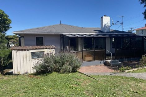 Photo of property in 8 Hughson Street, Waitara, 4320