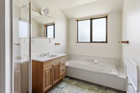 Photo of property in 34 Henley Street, Westport, 7825