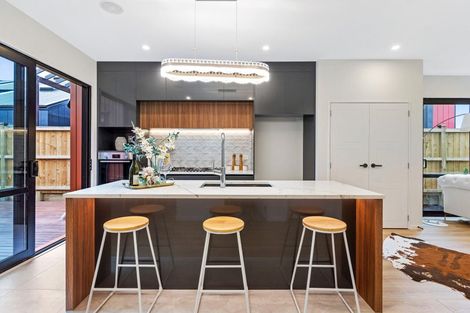 Photo of property in 65 Maungakaraka Road, Karaka, 2580