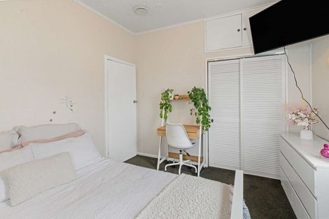 Photo of property in 2 Fromont Street, Whanganui East, Whanganui, 4500